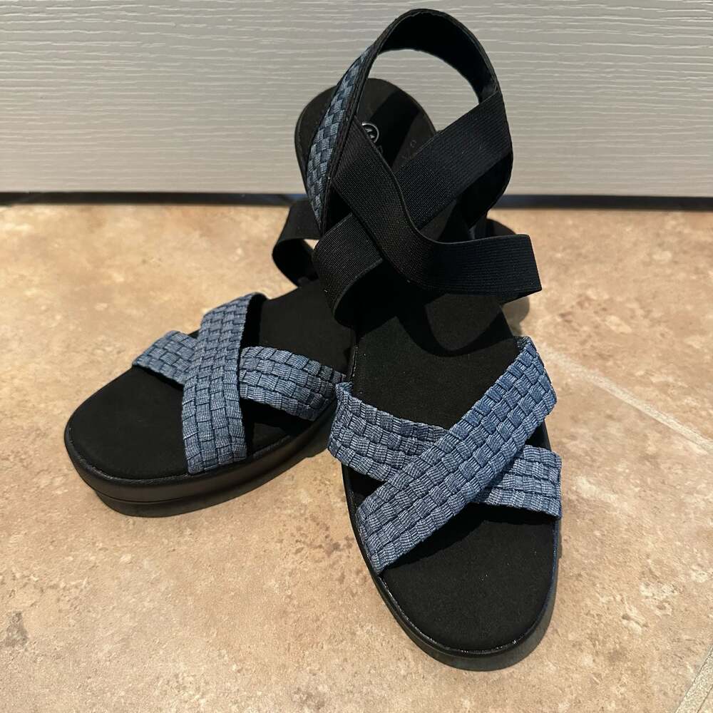 Bernie Mev Jewels Woven Memory Foam Sandals Size 41